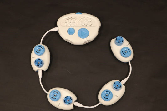 A photo of the Code Jumper Hub and four Play pods.