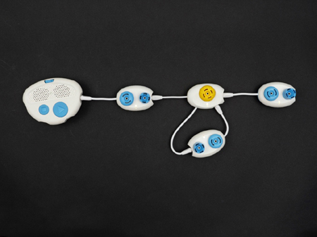 A photo of the Code Jumper Hub and four Command pods.