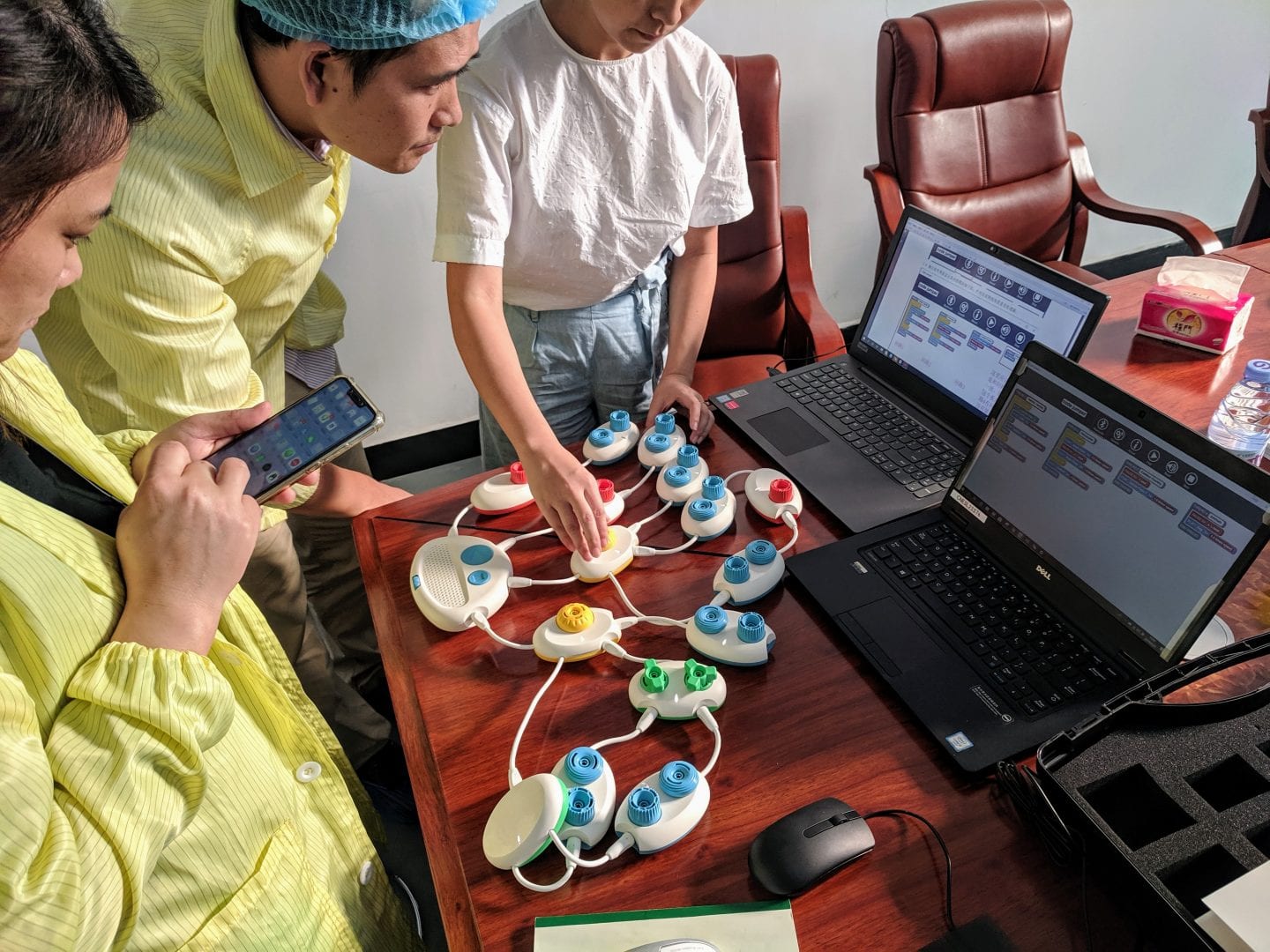 Code Jumper manufacturers test a new Code Jumper kit.